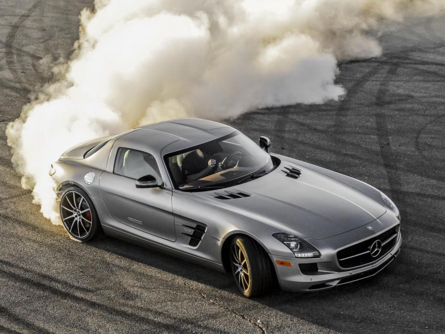  Mercedes-Benz SLS AMG 2010 года  (US) (фото 25 из 43)